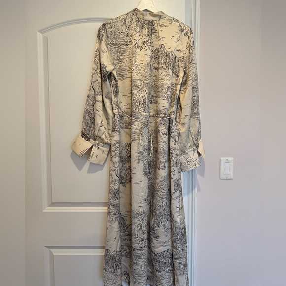 H&M Drawstring Dress - Picture 6 of 6